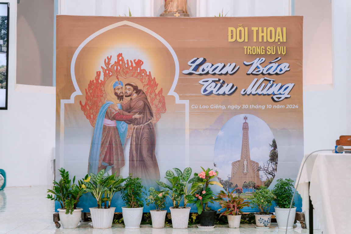 Hội thảo: Đối thoại trong sứ vụ loan báo Tin mừng